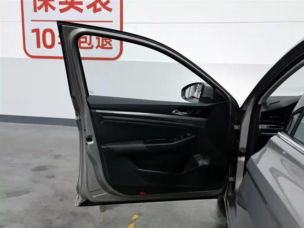 2021 Volkswagen Bora 1.5L Automatic Comfort Smart Connect Edition — миниатюра 8
