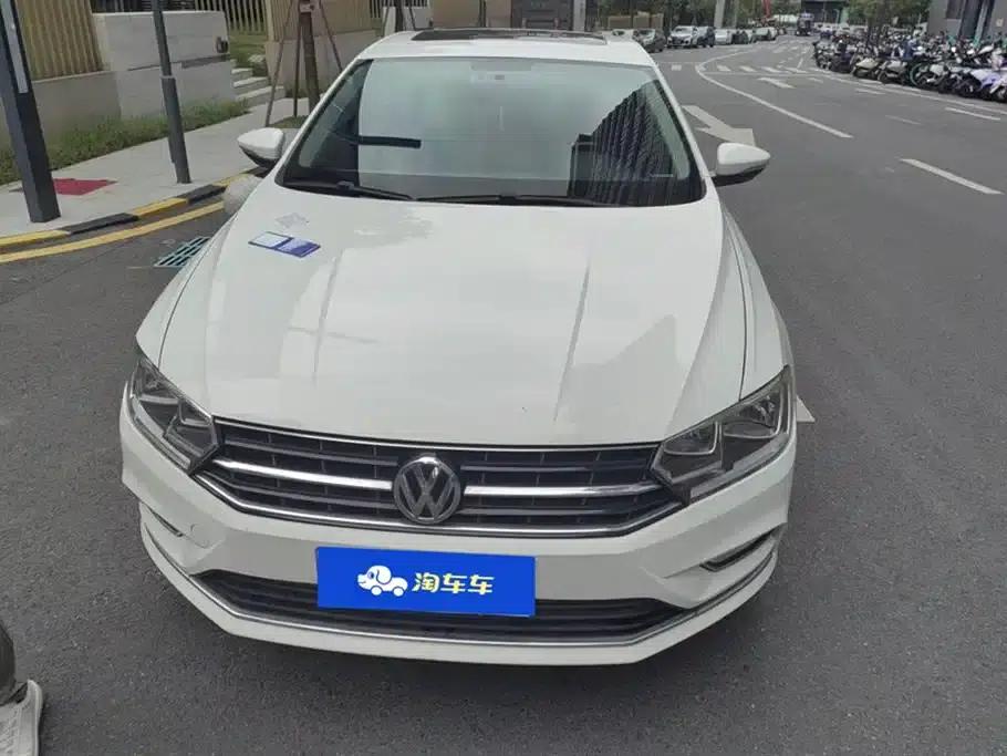 2016 Volkswagen Bora 1.6L Automatic Comfort Model — миниатюра 2