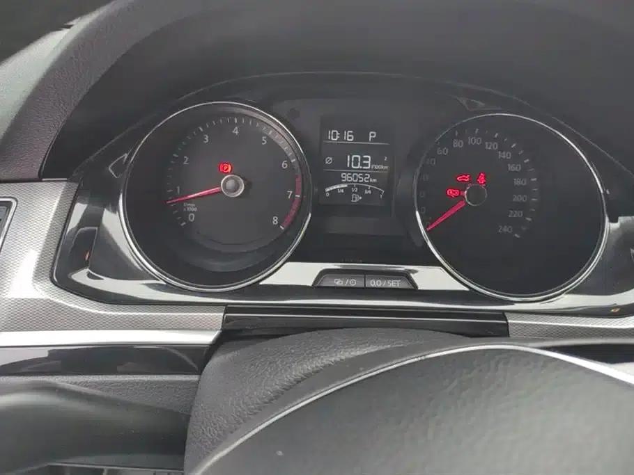2016 Volkswagen Bora 1.6L Automatic Comfort Model — миниатюра 14