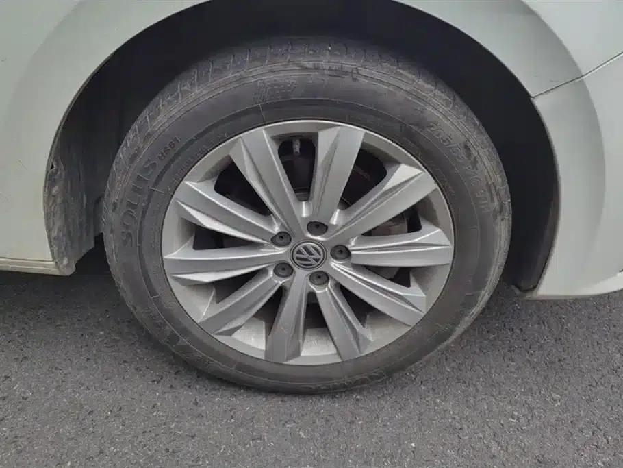 2016 Volkswagen Bora 1.6L Automatic Comfort Model — миниатюра 6