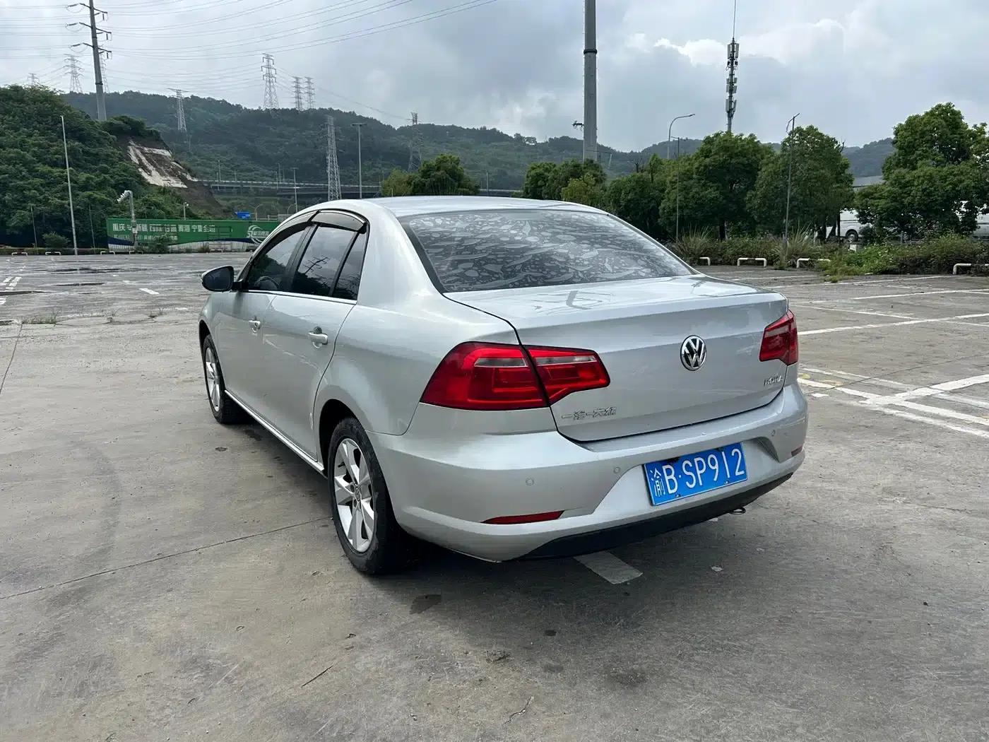 2014 Volkswagen Bora 1.6L Automatic Comfort Model — миниатюра 6