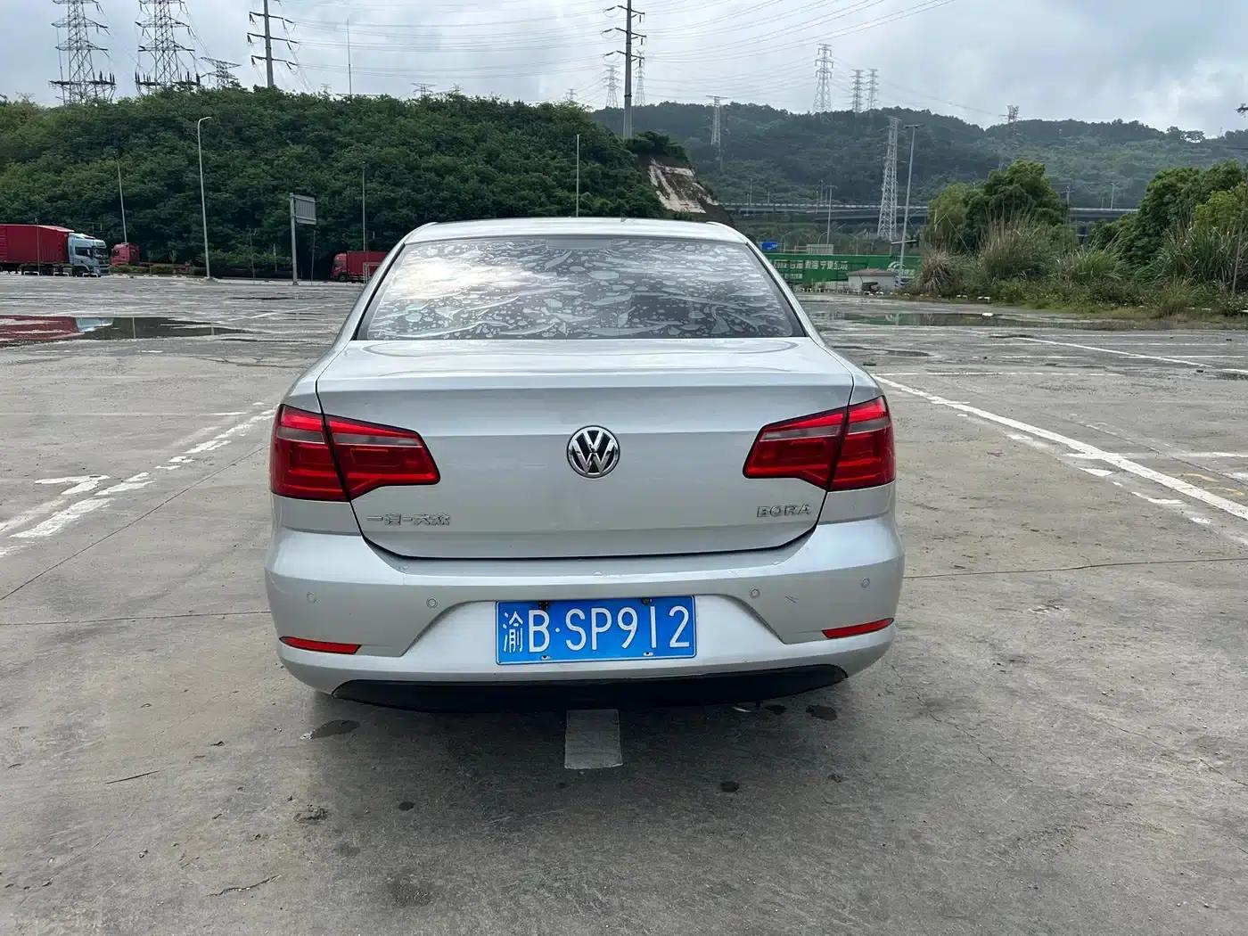 2014 Volkswagen Bora 1.6L Automatic Comfort Model — миниатюра 7