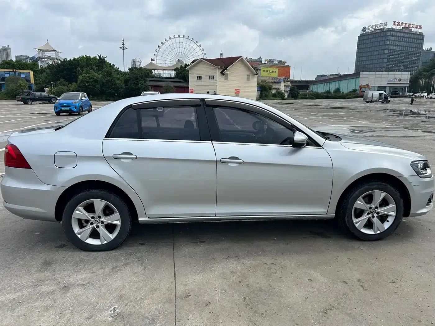 2014 Volkswagen Bora 1.6L Automatic Comfort Model — миниатюра 9