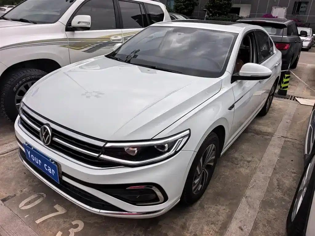 2024 Volkswagen Bora 200TSI DSG Comfort Edition — миниатюра 1