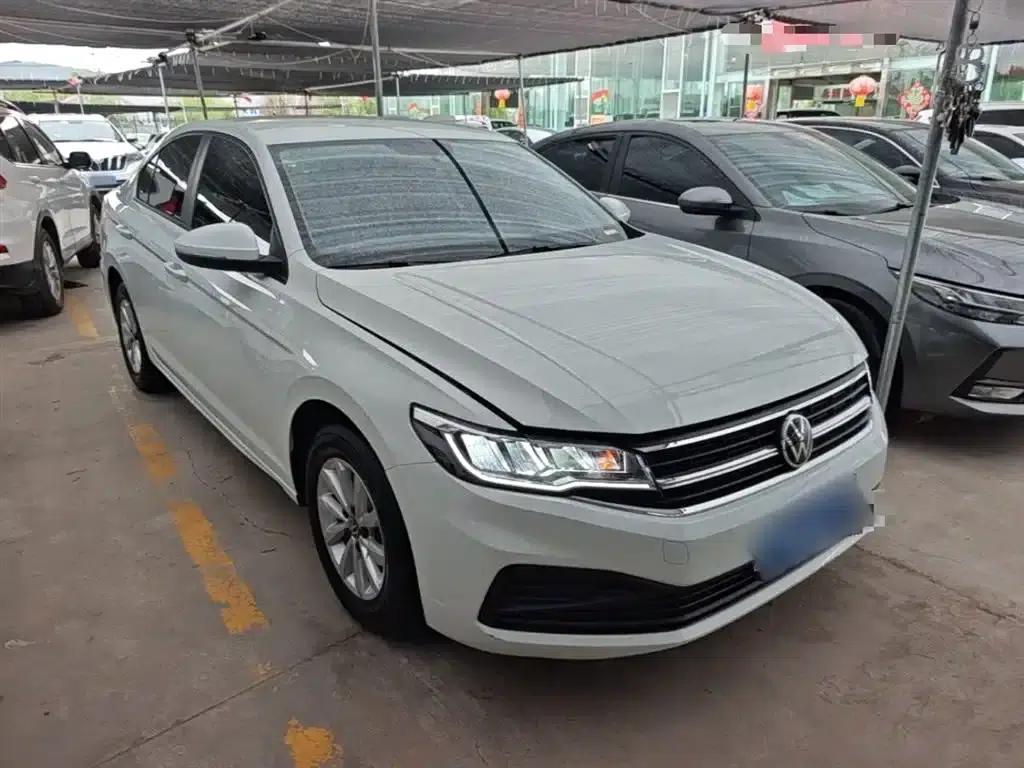 2021 Volkswagen Bora 1.5L Automatic Fashion Smart Edition — миниатюра 4