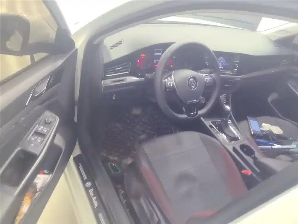 2020 Volkswagen Bora 1.5L Automatic Comfort Model — миниатюра 23