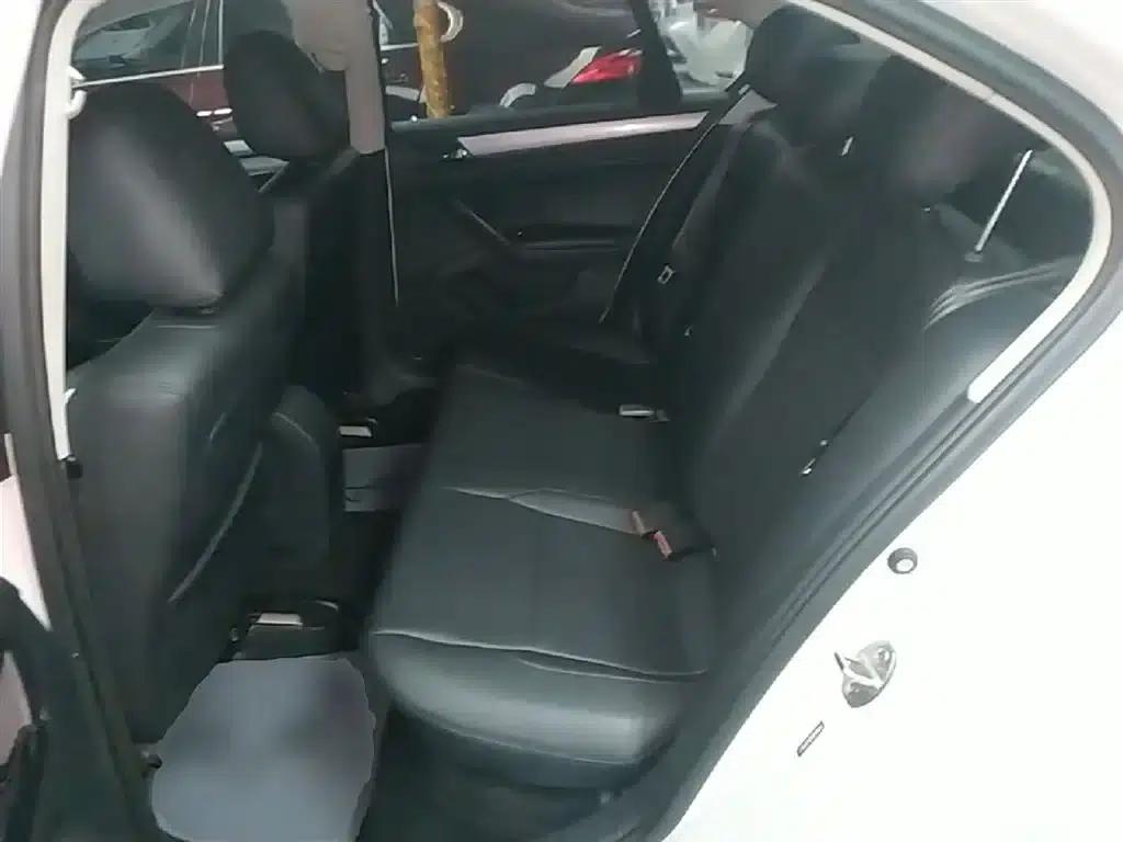 2019 Volkswagen Bora Facelift: Bora Legend 1.5L Automatic Fashion Model (China VI Emission Standard) — миниатюра 17