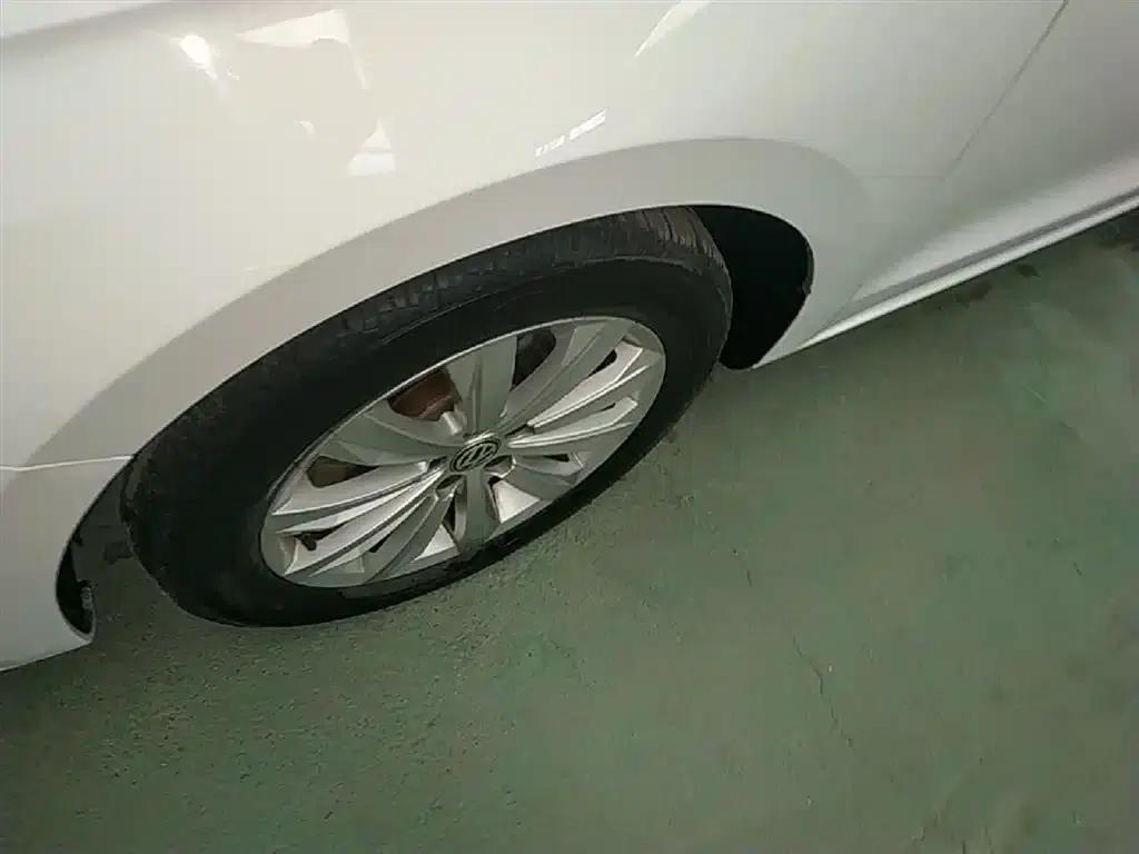 2019 Volkswagen Bora Facelift: Bora Legend 1.5L Automatic Fashion Model (China VI Emission Standard) — миниатюра 23