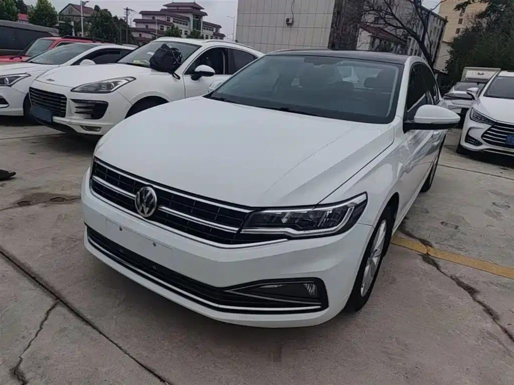 2019 Volkswagen Bora Facelift 280TSI DSG Elite (National V Emission Standard) — миниатюра 2