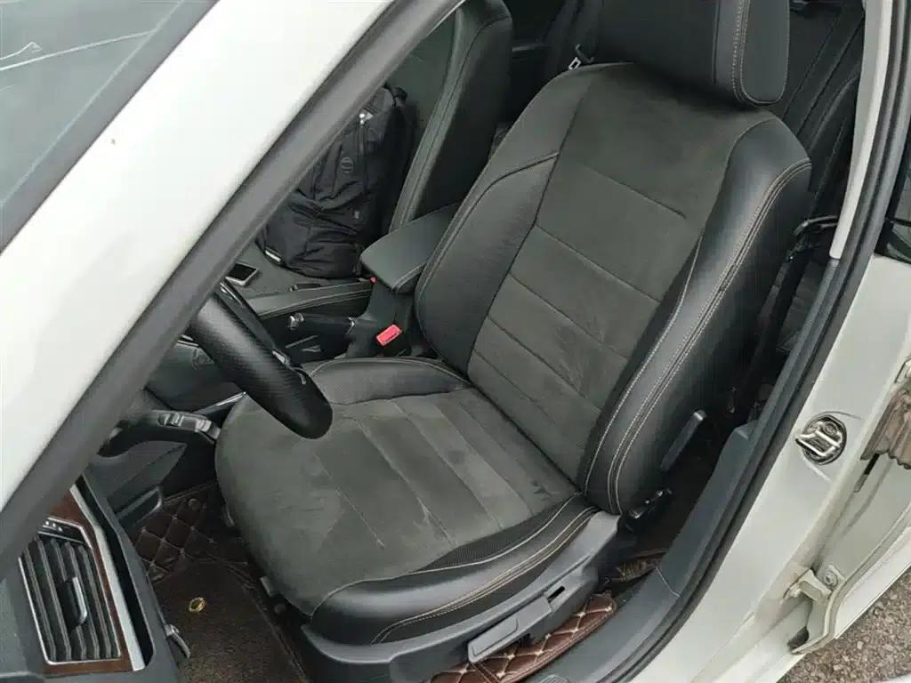 2016 Volkswagen Bora 1.6L Automatic Luxury Edition — миниатюра 15