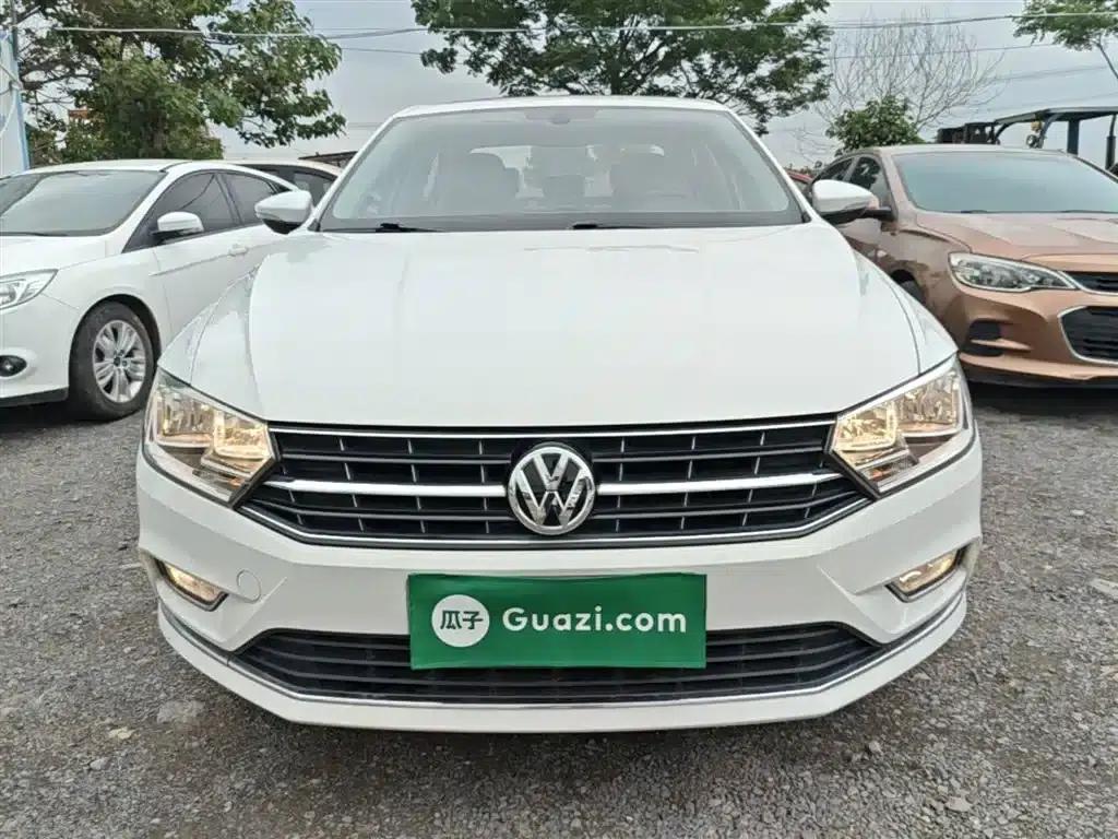 2016 Volkswagen Bora 1.6L Automatic Luxury Edition — миниатюра 3