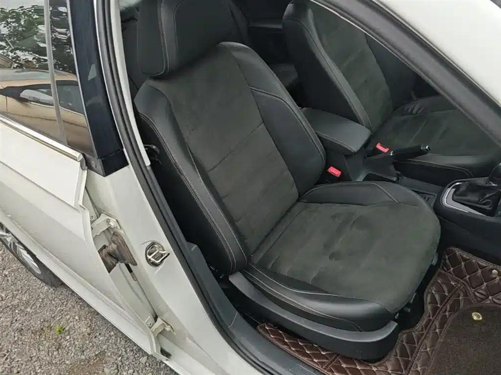 2016 Volkswagen Bora 1.6L Automatic Luxury Edition — миниатюра 25