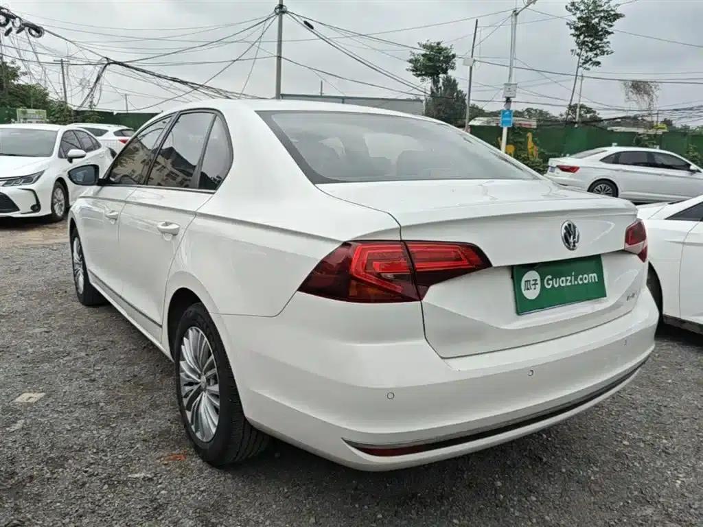 2016 Volkswagen Bora 1.6L Automatic Luxury Edition — миниатюра 5