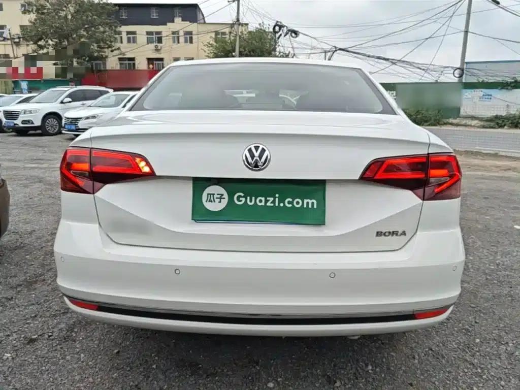 2016 Volkswagen Bora 1.6L Automatic Luxury Edition — миниатюра 6