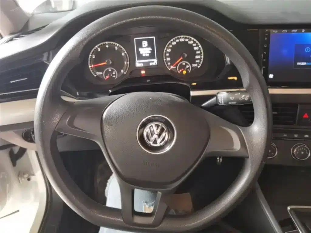 2019 Volkswagen Bora Facelift 1.5L Manual Fashion Model (China VI Emission Standard) — миниатюра 11