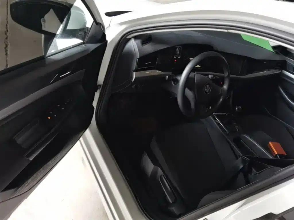 2019 Volkswagen Bora Facelift 1.5L Manual Fashion Model (China VI Emission Standard) — миниатюра 16