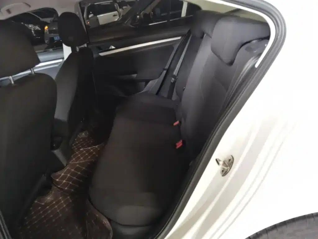 2019 Volkswagen Bora Facelift 1.5L Manual Fashion Model (China VI Emission Standard) — миниатюра 17