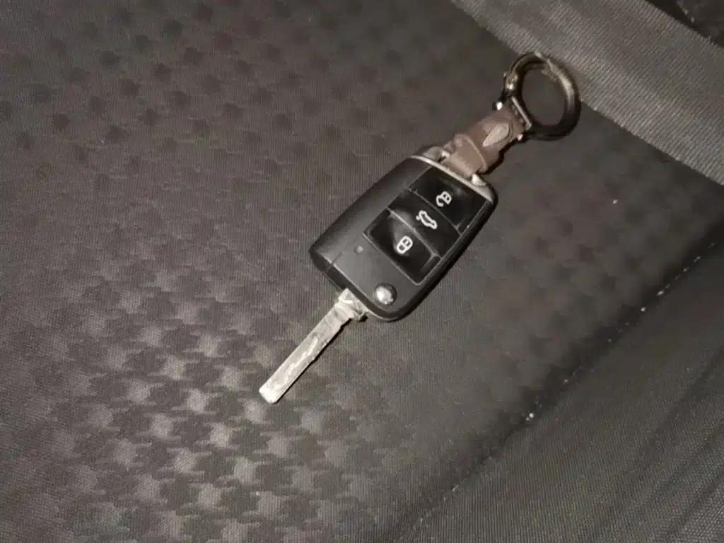 2019 Volkswagen Bora Facelift 1.5L Manual Fashion Model (China VI Emission Standard) — миниатюра 9