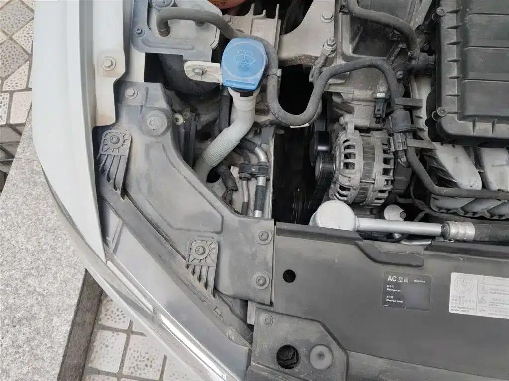 2016 Volkswagen Bora 1.6L Automatic Comfort Model — миниатюра 21