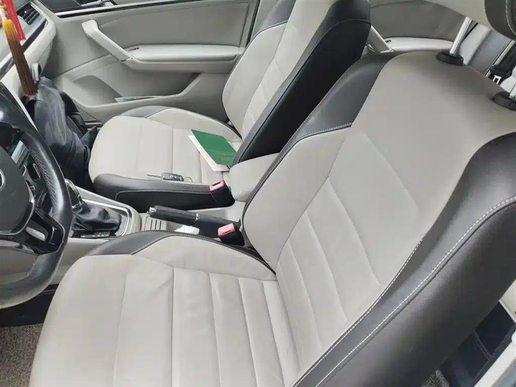 2016 Volkswagen Bora 1.6L Automatic Comfort Model — миниатюра 8