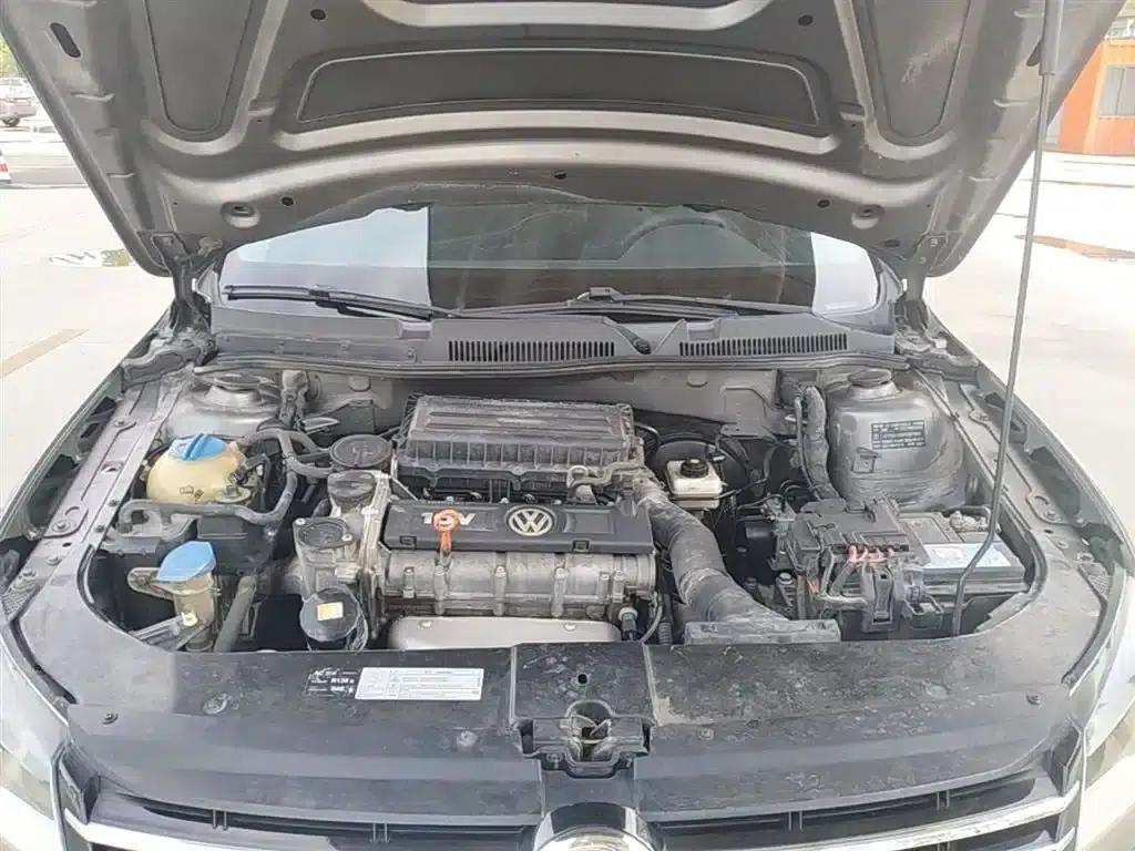 2014 Volkswagen Bora 1.6L Automatic Fashion Edition — миниатюра 20