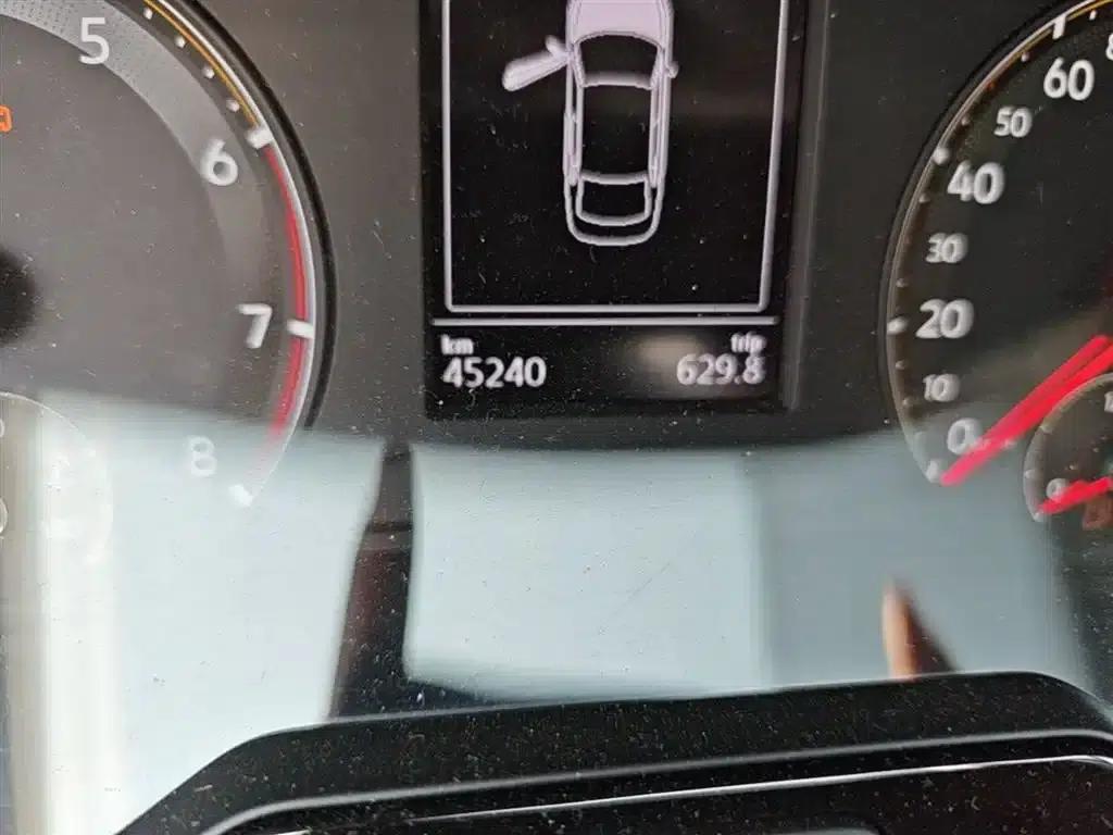 2021 Volkswagen Bora 1.5L Automatic Fashion Smart Edition — миниатюра 5