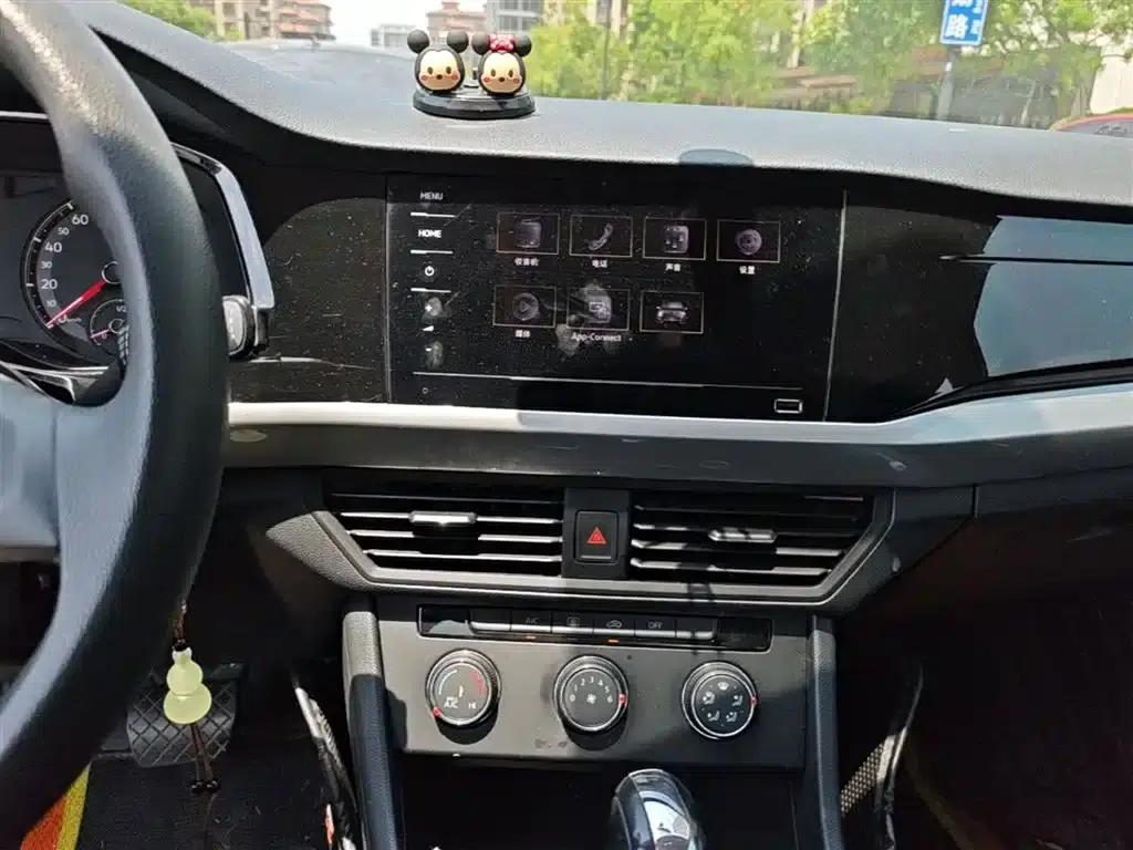 2021 Volkswagen Bora 1.5L Automatic Fashion Smart Edition — миниатюра 6