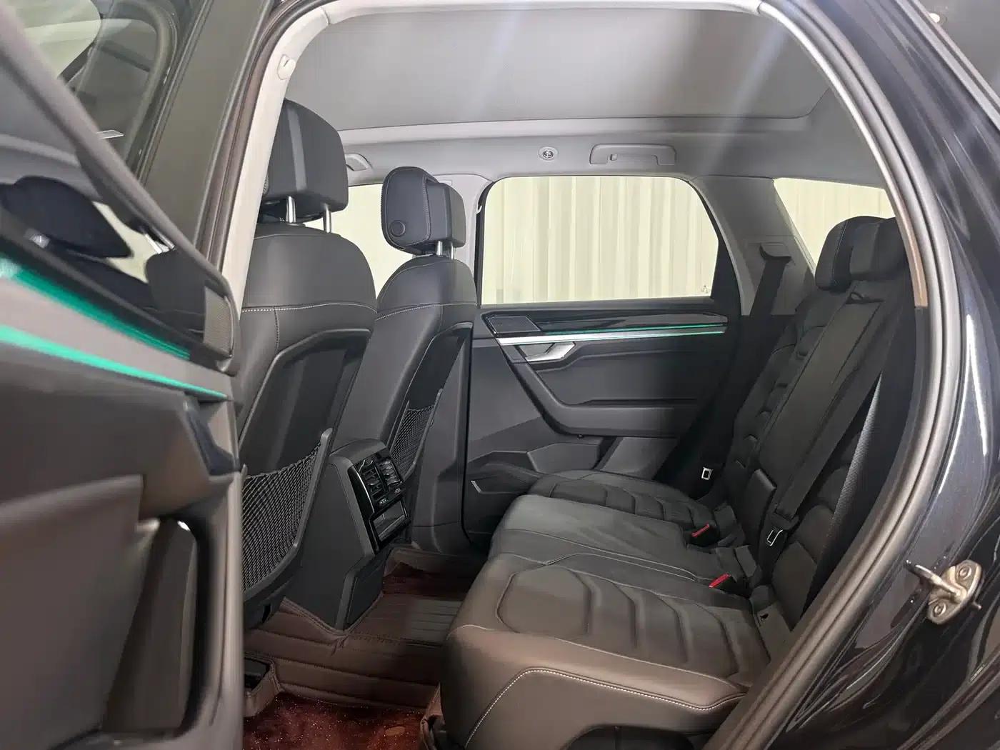 Touareg 2022 3.0TSI R-Line Classic Sport Package — миниатюра 17