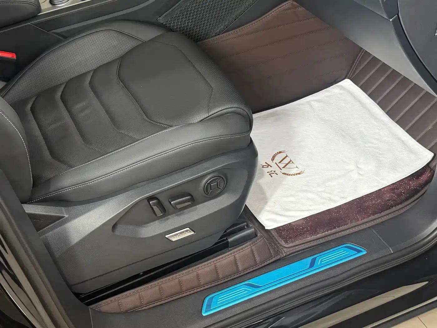 Touareg 2022 3.0TSI R-Line Classic Sport Package — миниатюра 23
