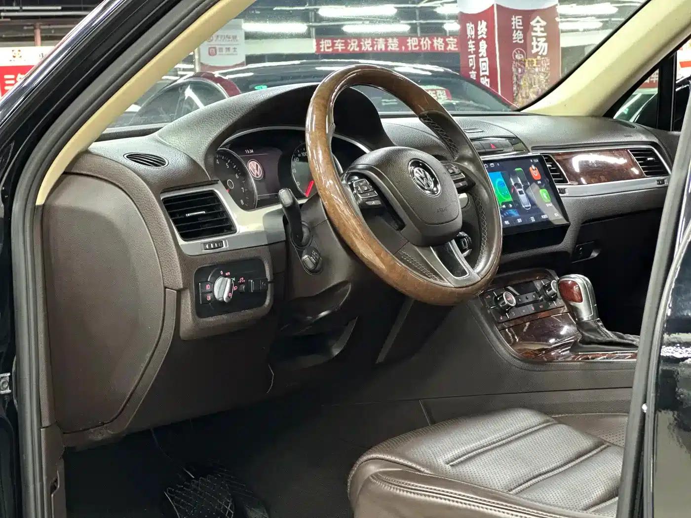 2011 Touareg 3.0TSI Comfort — миниатюра 26
