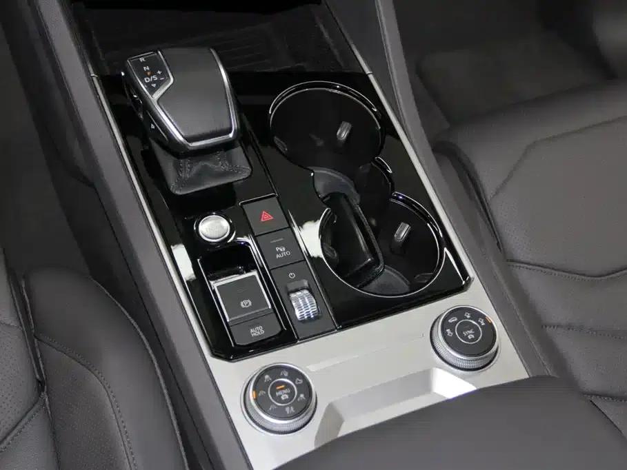 2022 Volkswagen Touareg 3.0TSI R-Line, Obsidian Black Sport Package — миниатюра 19