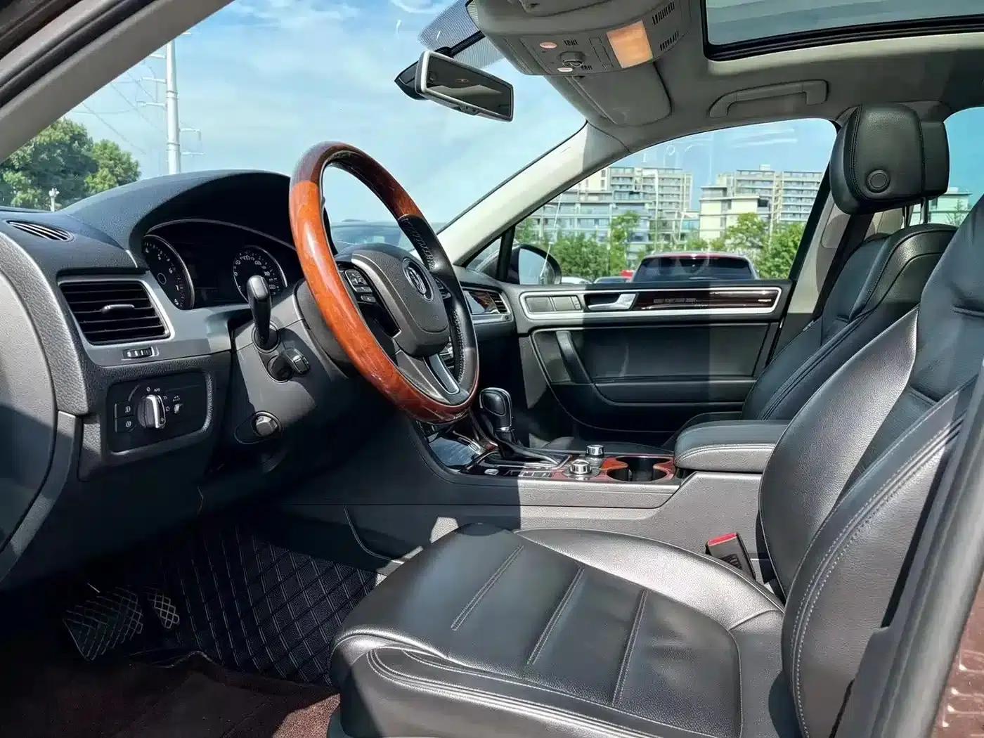 2015 Touareg 3.0TSI Luxury — миниатюра 9