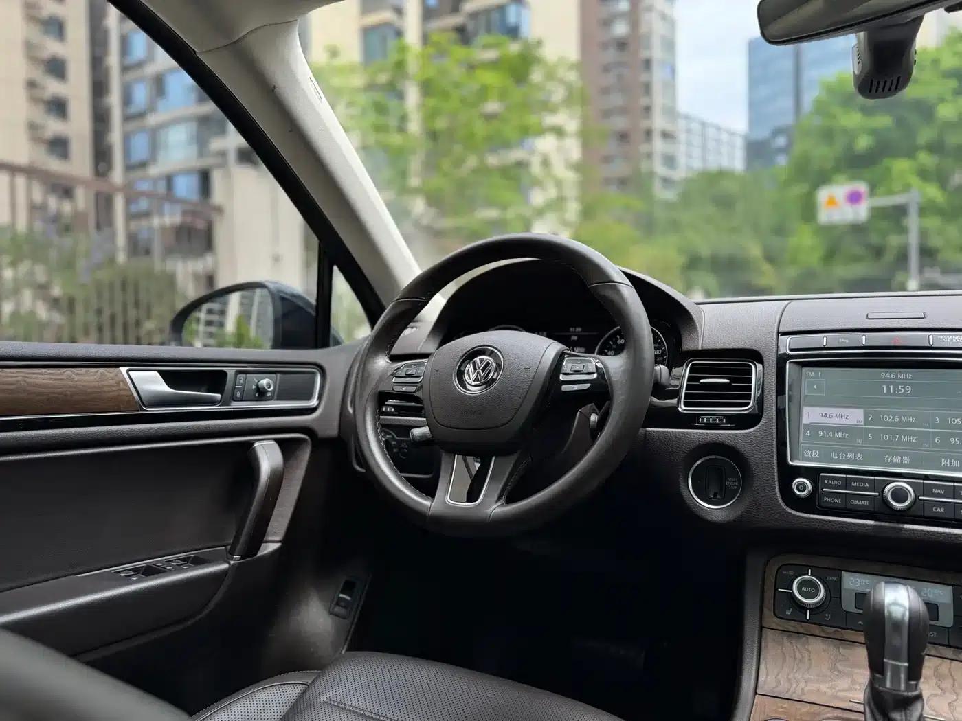2017 Touareg 3.0TSI Cross Edition — миниатюра 17