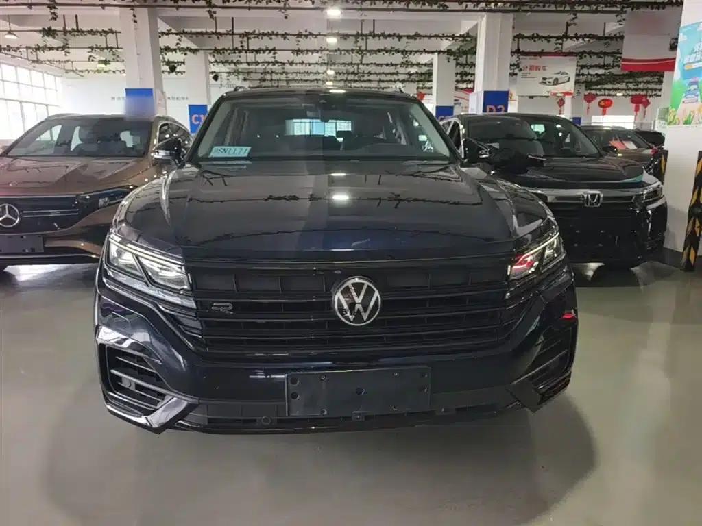 2021 Volkswagen Touareg 3.0TSI R-Line, Obsidian Black Sport Package — миниатюра 3