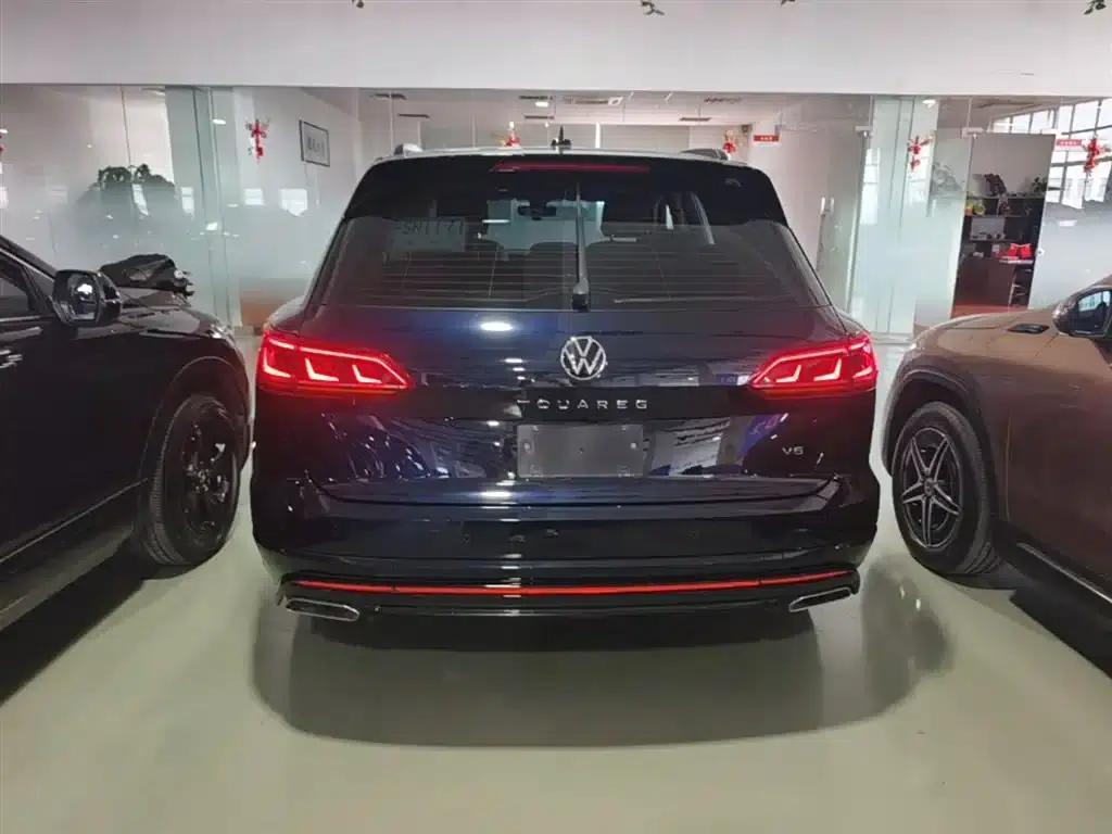 2021 Volkswagen Touareg 3.0TSI R-Line, Obsidian Black Sport Package — миниатюра 6