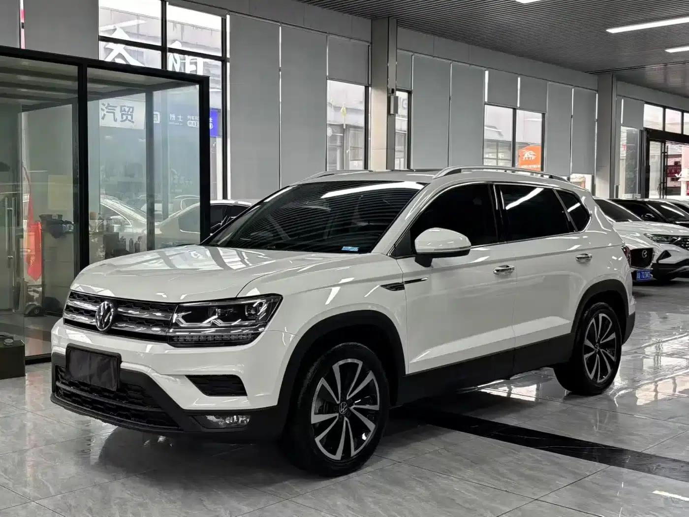 Tharu 2022 280TSI 2WD Luxury Edition — миниатюра 1