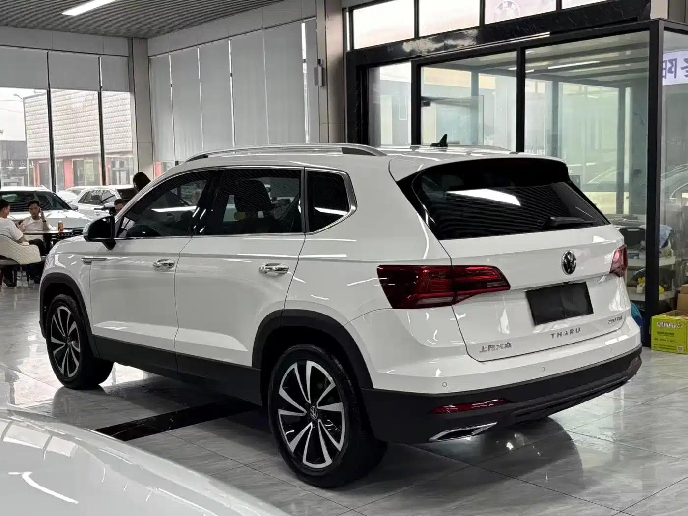 Tharu 2022 280TSI 2WD Luxury Edition — миниатюра 12