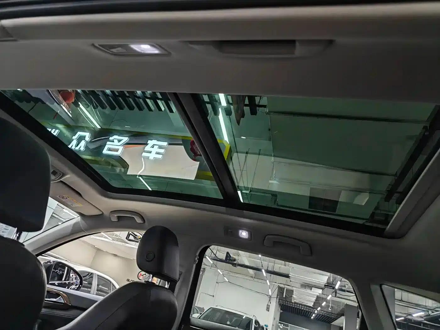 Tharu 2022 280TSI 2WD Luxury Edition — миниатюра 17