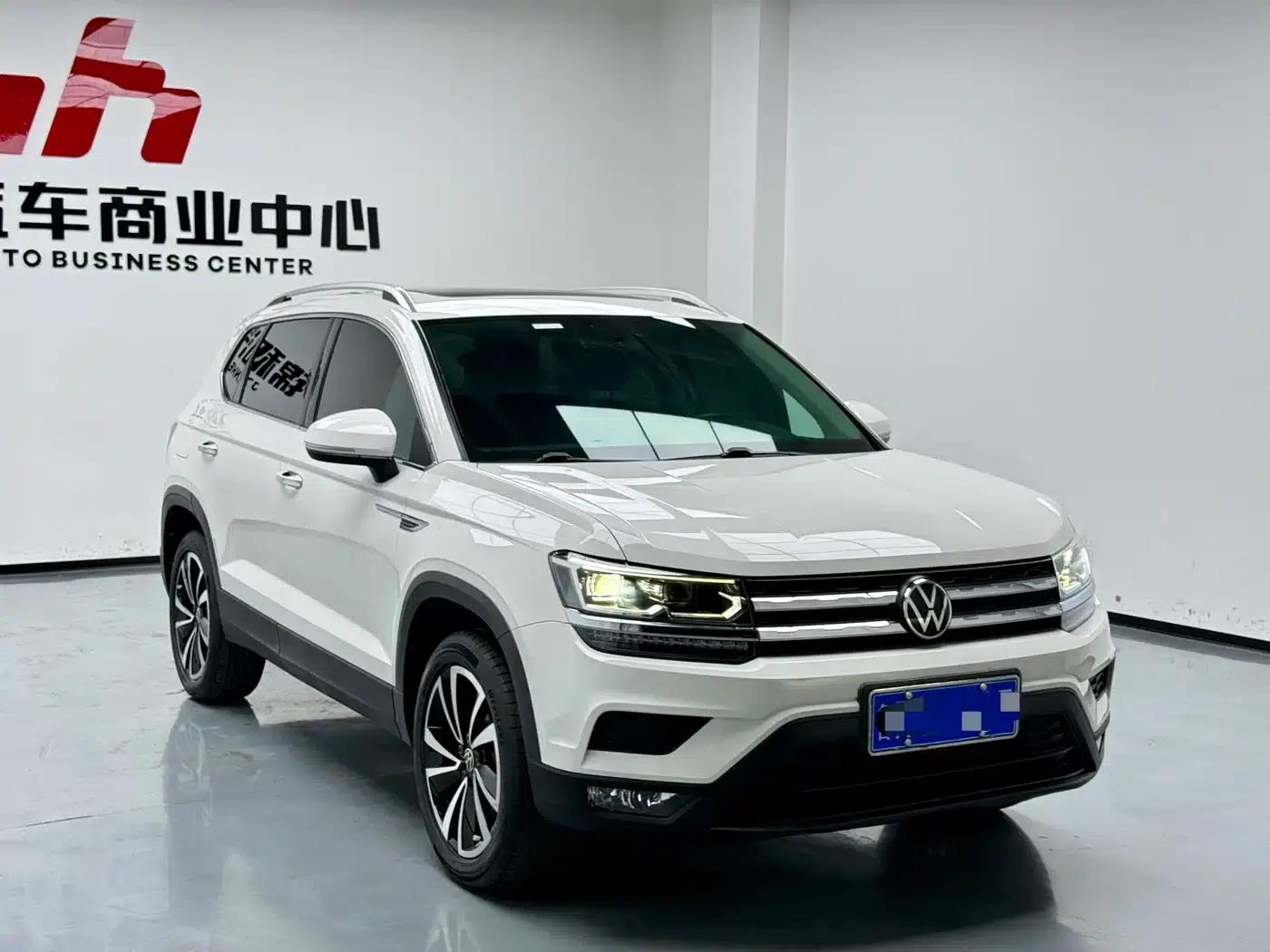Tharu 2022 280TSI 2WD Luxury Edition — миниатюра 3