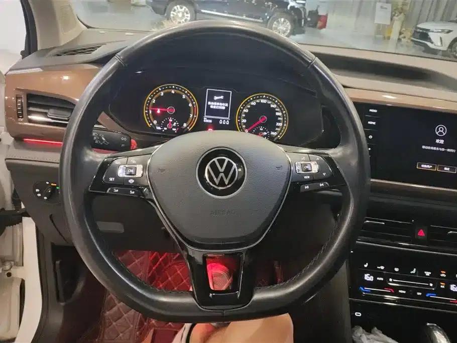 Tharu 2021 280TSI 2WD Luxury Edition PLUS — миниатюра 15