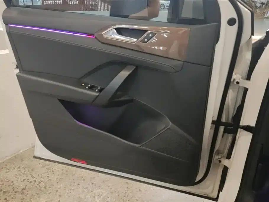 Tharu 2021 280TSI 2WD Luxury Edition PLUS — миниатюра 7