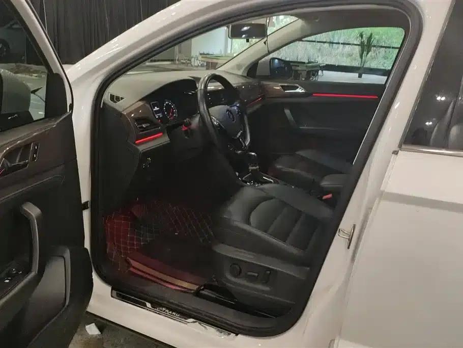 Tharu 2021 280TSI 2WD Luxury Edition PLUS — миниатюра 9