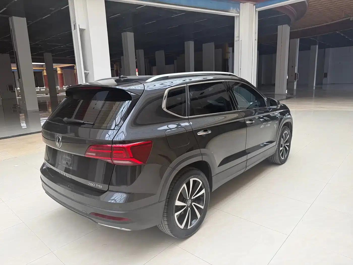Tharu 2022 280TSI 2WD Luxury Edition — миниатюра 4