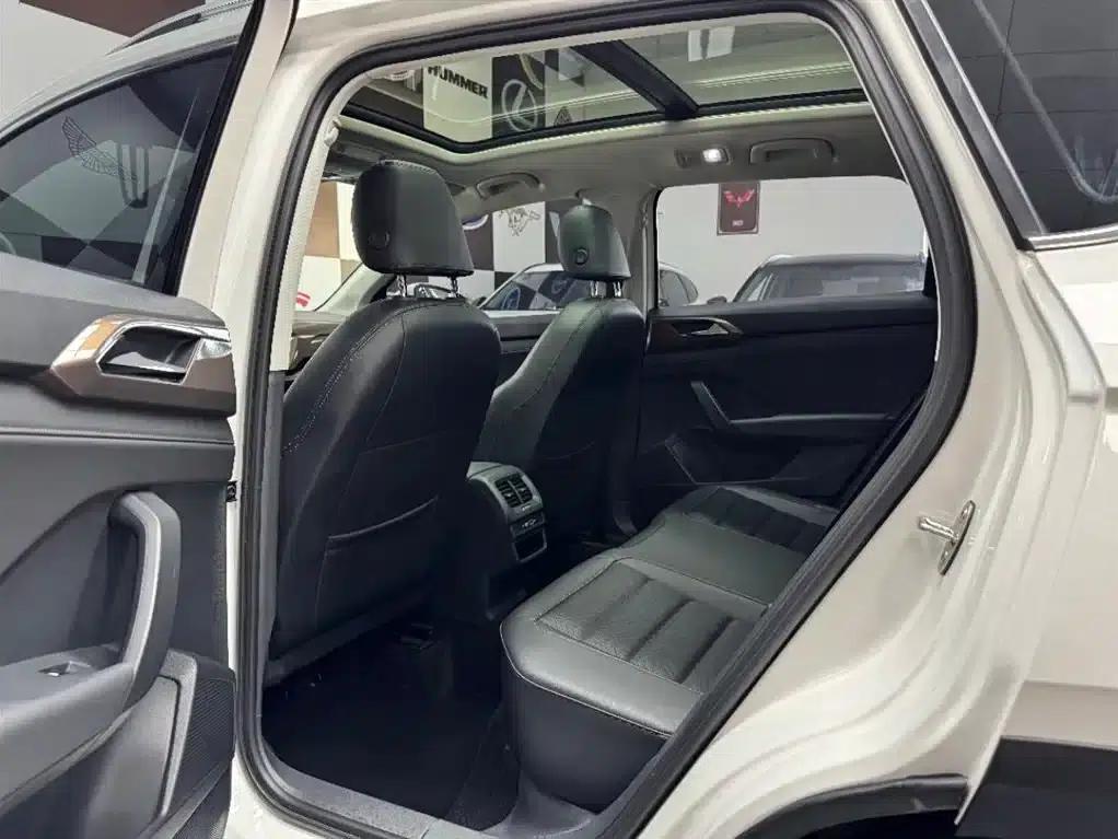 Tharu 2022 280TSI 2WD Luxury Edition — миниатюра 8