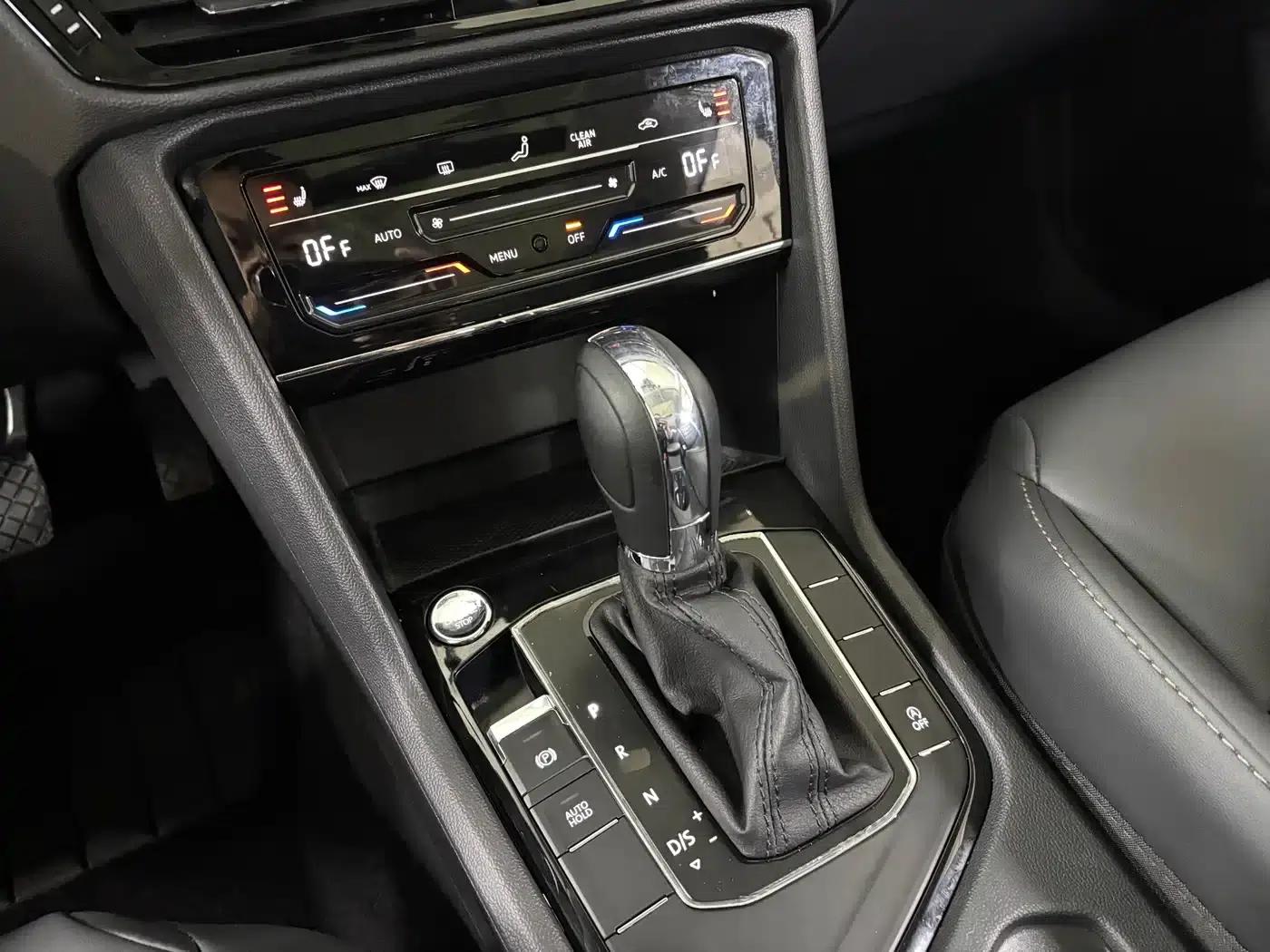 Tharu 2022 280TSI 2WD Luxury Edition — миниатюра 15
