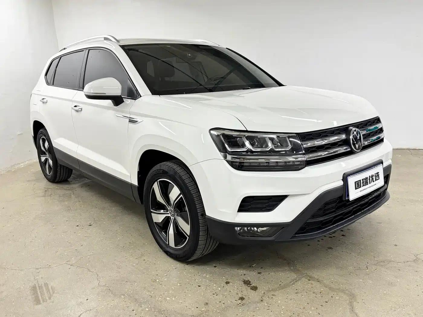 Tharu 2022 280TSI 2WD Luxury Edition — миниатюра 3