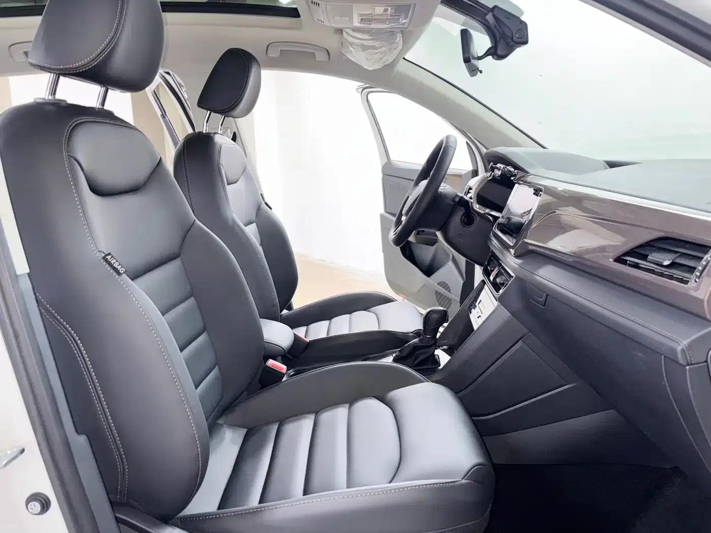 Tharu 2022 280TSI 2WD Luxury Edition — миниатюра 8