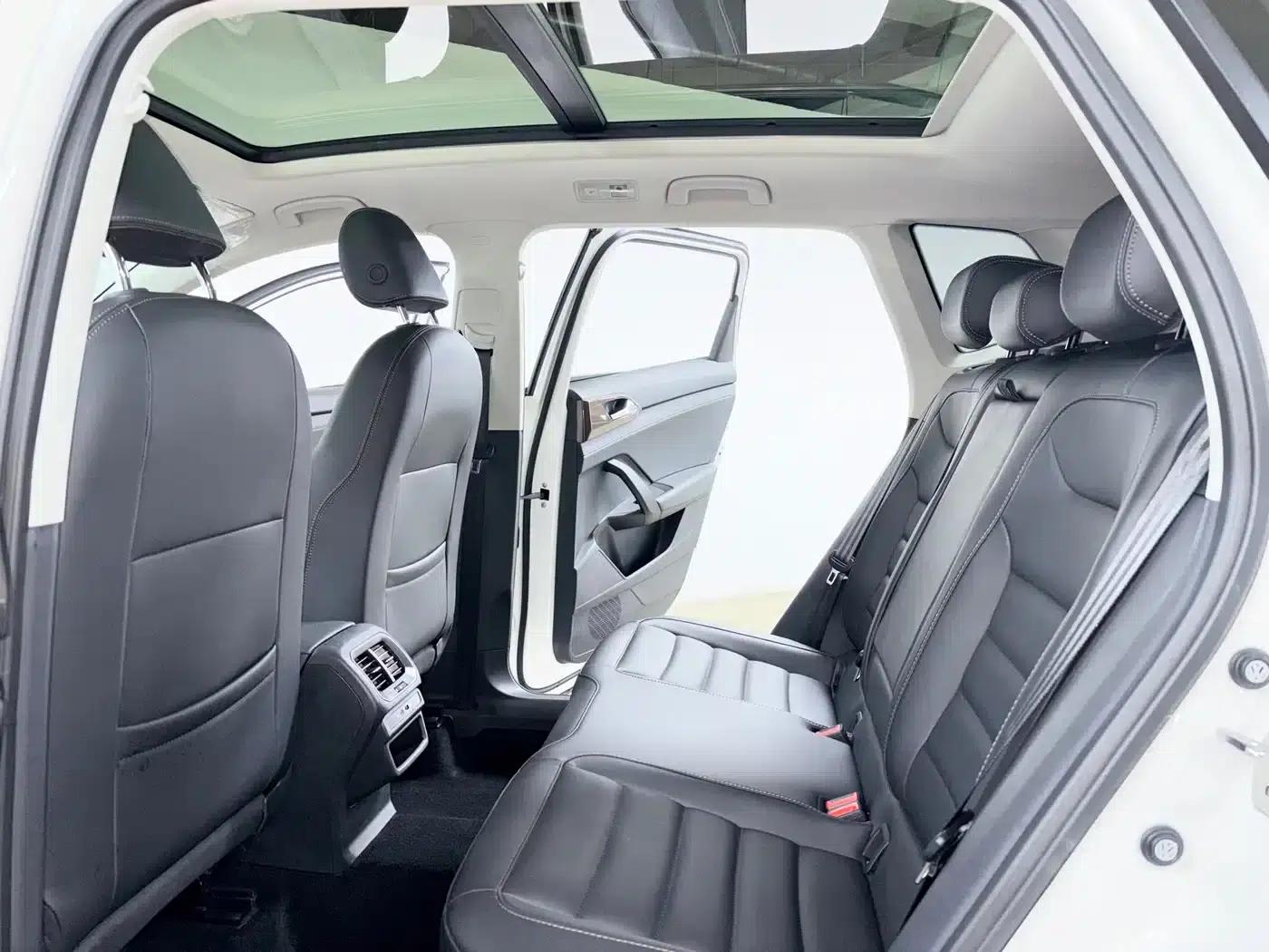 Tharu 2022 280TSI 2WD Luxury Edition — миниатюра 9