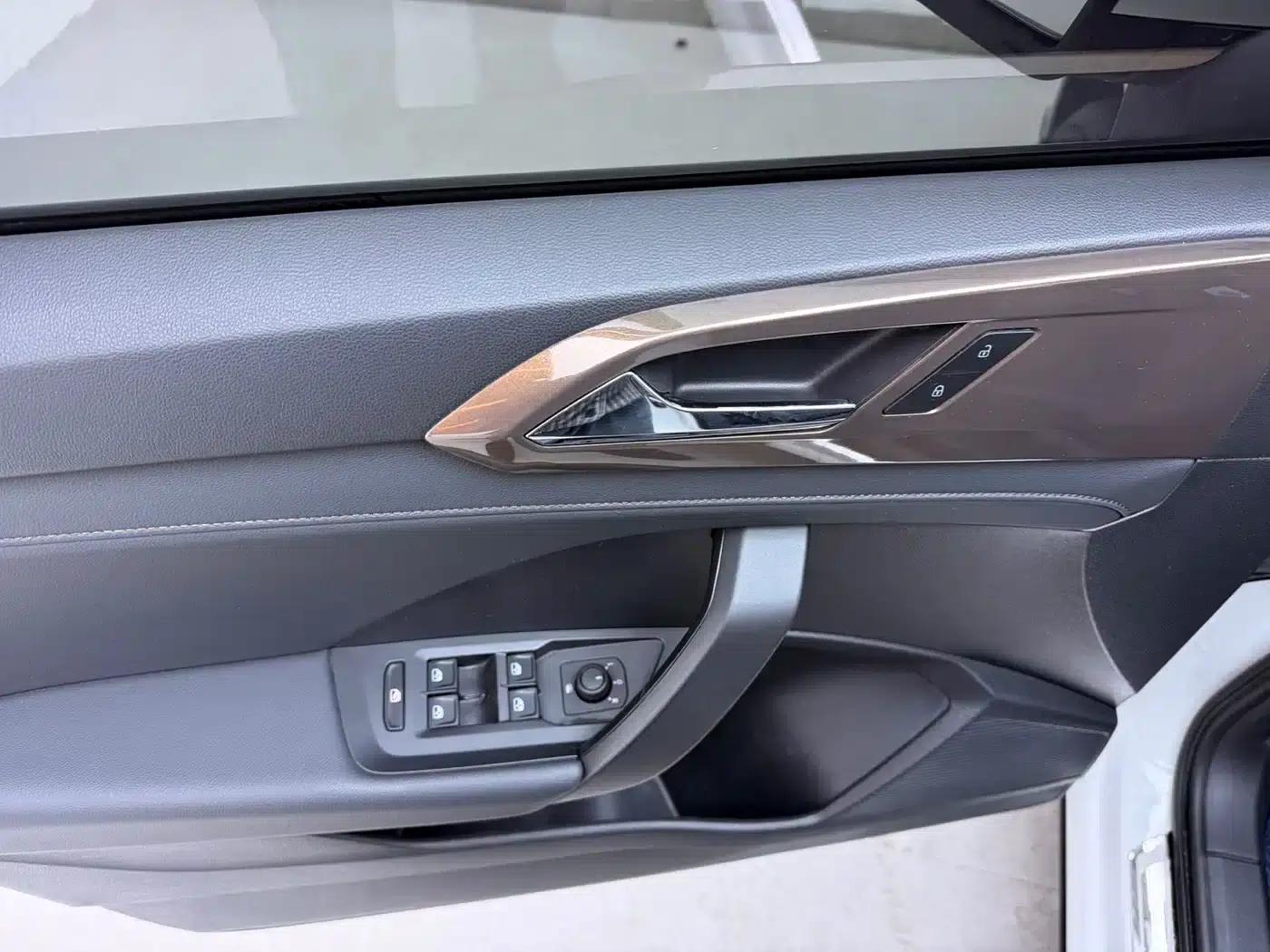 Tharu 2021 280TSI 2WD Comfort Edition — миниатюра 4