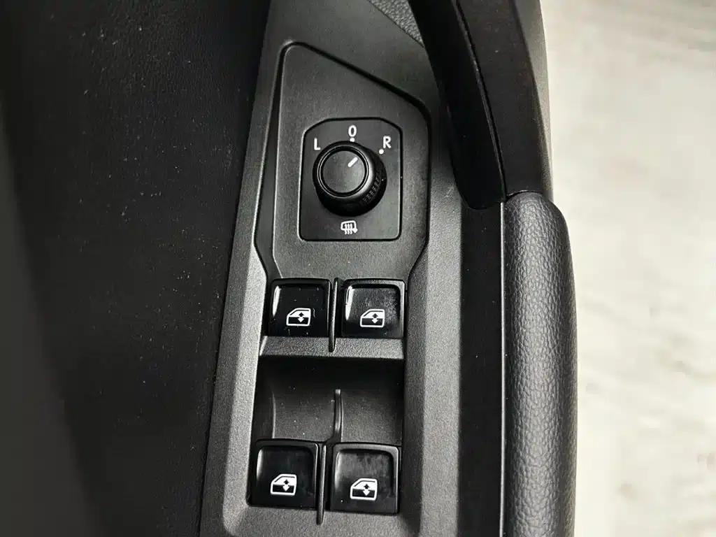 Tharu 2021 280TSI 2WD Luxury Edition PLUS — миниатюра 16